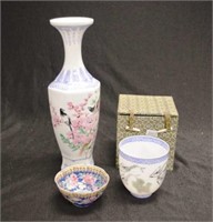 Chinese eggshell china painted table vase