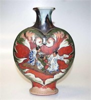 Large Sumida Gawa Japanese vase.