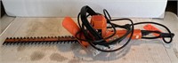 B&D 16"  electric hedge trimmer