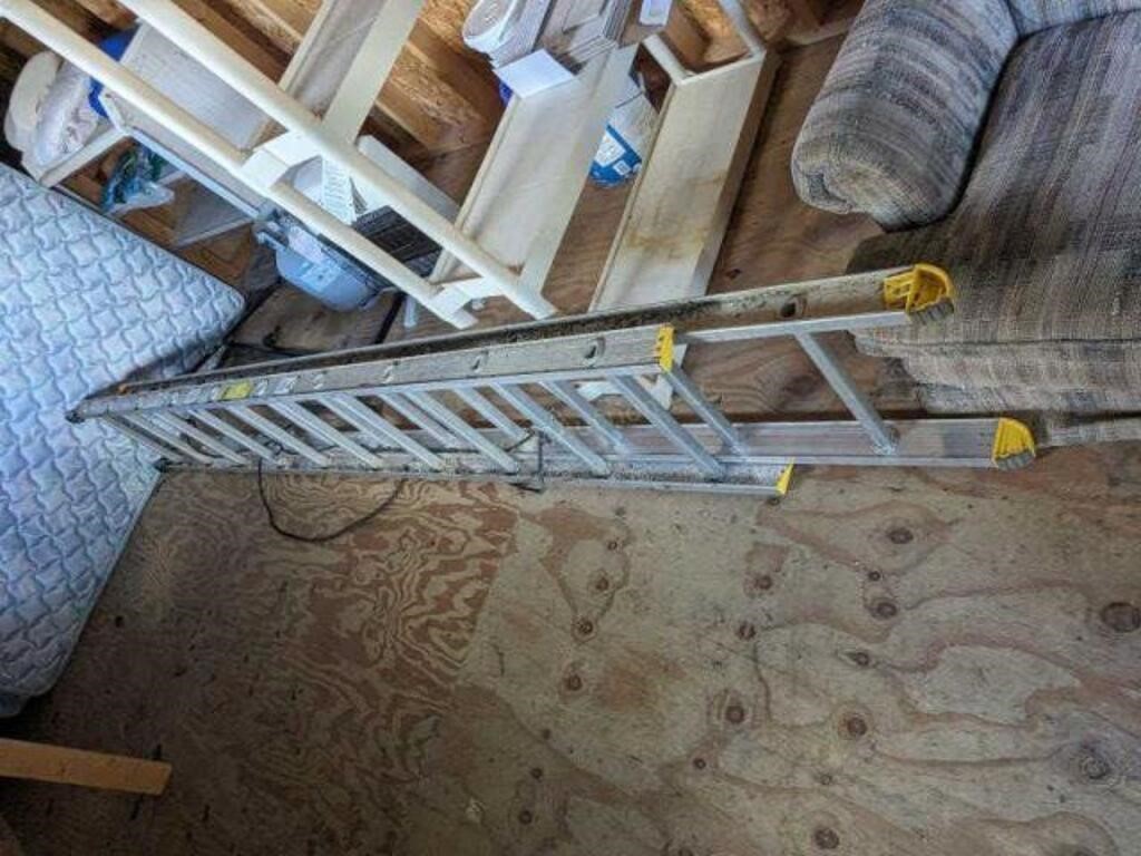 Aluminum Extension Ladder