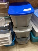 3 Plastic Totes