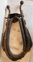 Horse / mule collar w/hames