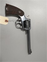 H&R 922 Double Action .22LR 9 Shot Revolver