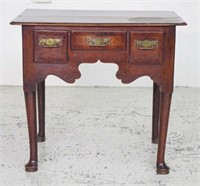 Georgian oak knee hole dressing table