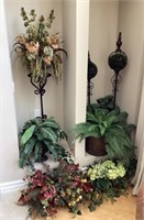 Clean up home decor lot with artificial plants