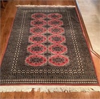 4x6 Hand knotted rug