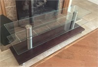 Glass media stand