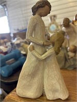 Willow tree figurine