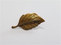 Festive Fall Leaf Pin AUB7