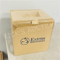 Brand new- Extron SI 26X  cieling speakers