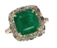 14k Gold 4.49 ct Natural Emerald & Diamond Ring
