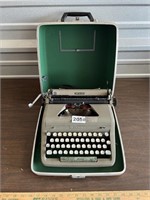 Vintage Royal Typewriter