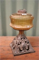 Amber Kero Table light with cast iron Prymid base