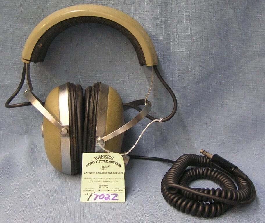 Professional quality Ross pro4AA head phones