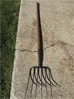 6 prong Pitch Fork