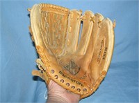 Easton all leather baseball glove