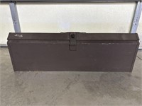 32in long metal tool box