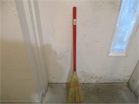 Bid X 2: New Broom Red Handle