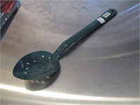 Bid X 5: New Plastic Buffet Perforated Spoon
