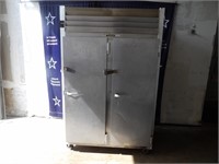 Traulsen Twn Door Freezer