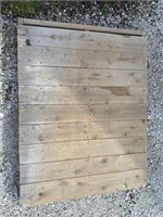 53 x 40 inch Wooden Platform