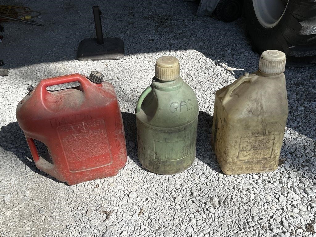6 gal Gas Cans
