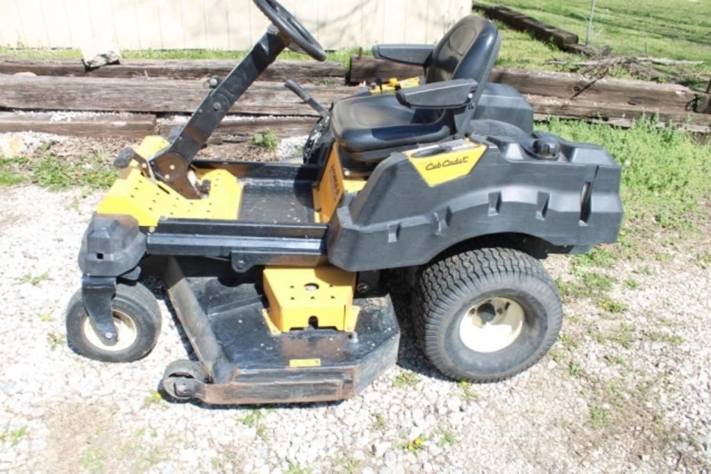 Cub Cadet Z-Force 60" Zero Turn Mower