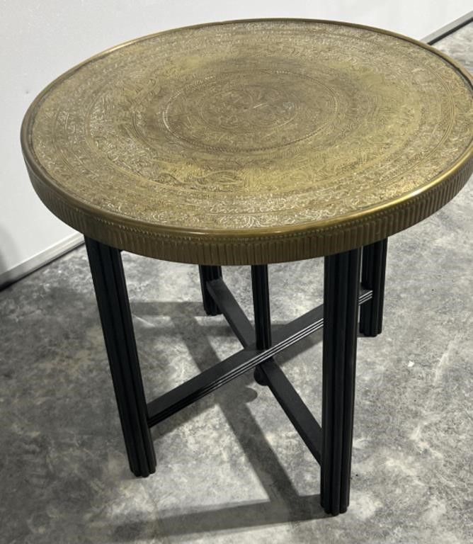 Round end table