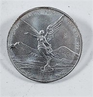 2022  Mexico  1 Onza  .999 silver   Unc.