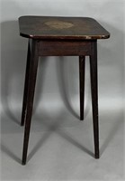 Side table ca. 1810; in walnut with a top with