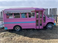 1994 Ford E-350 Bus with a 7.3 diesel automatic