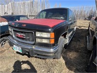 Early 90’s GMC Suburban 1500 4X4 parts or off