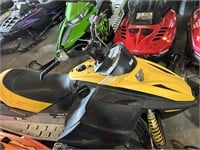 2004 SkiDoo Rev600 EFI with a 1.5 inch track, was
