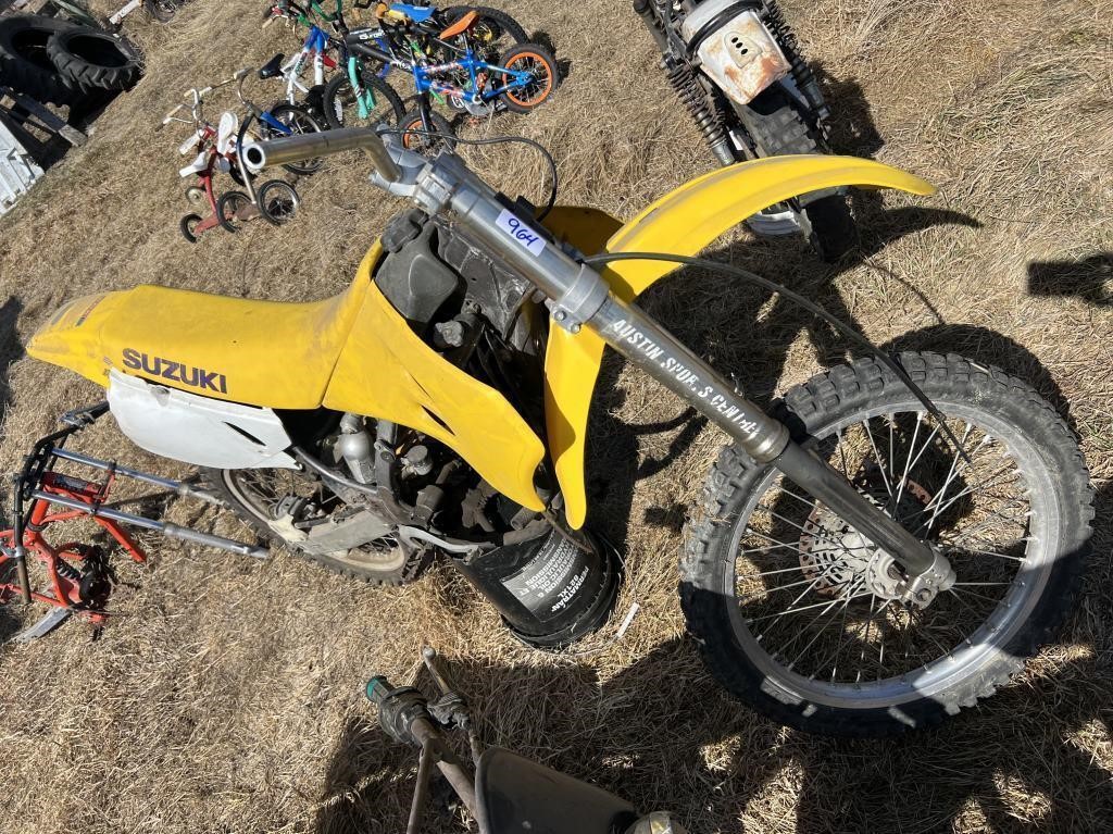 1992 Suzuki RM 125 Roll in chassis no engine