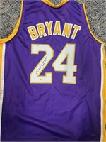 Lakers Kobe Bryant Signed Jersey with COA