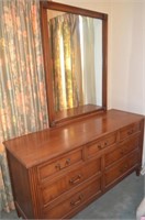 7 Drawer Solid Wood Dresser with Mirror