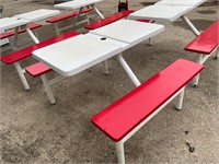 4-top picnic table