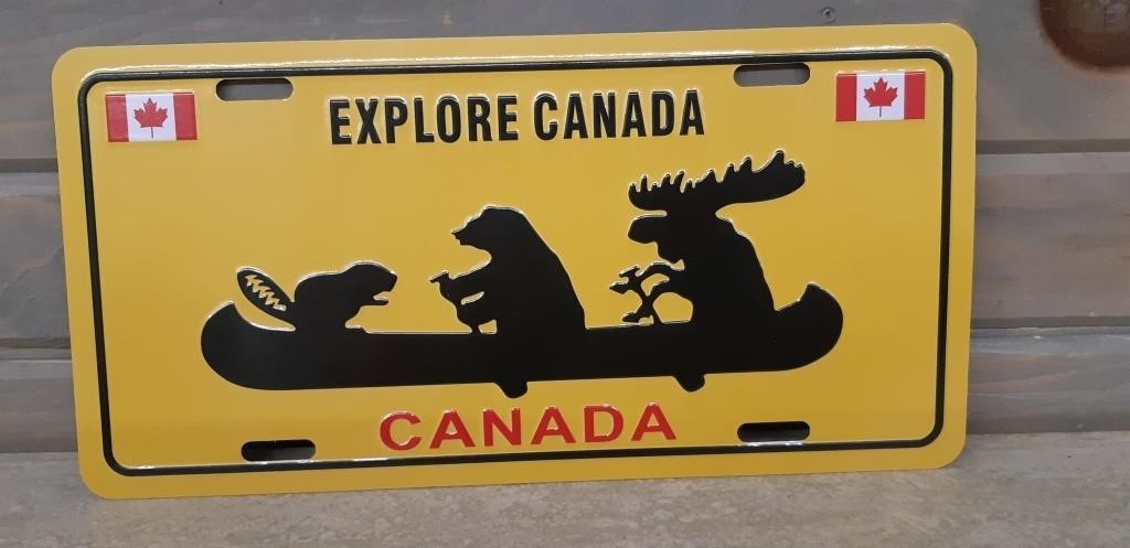 Novelty explore Canada plate
