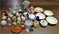 Nic-Nacs, Figurines, Ceramics: As-Is