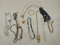 Asst jewelry