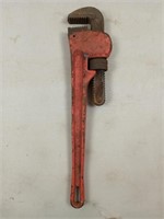 18" Pittsburgh pipe wrench