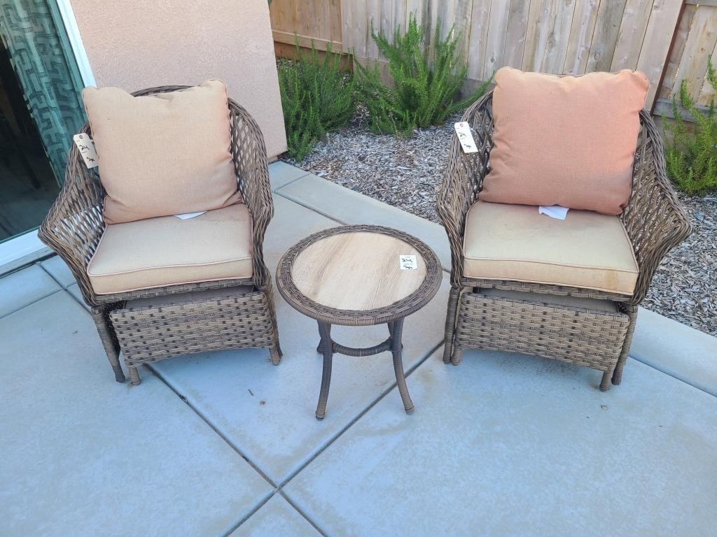 3PC OUTDOOR TABLE & SEATING