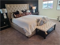 KING WINGBACK BED