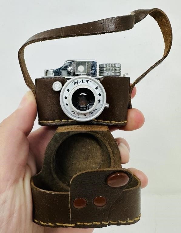 Vintage Japan Hit Mini Camera