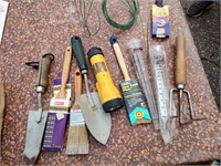 Garden Tools Lot