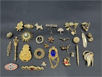 Selection of Vintage Jewelry Brooches
