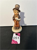 Vtg Hummel Little Crooner Napco Ceramic Figurine