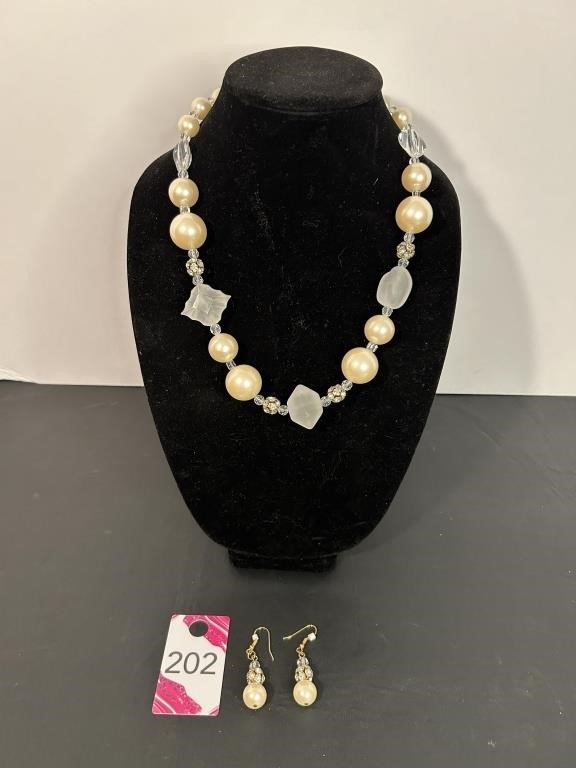 Costume Pearl Necklace 11" & Matching Earrings
