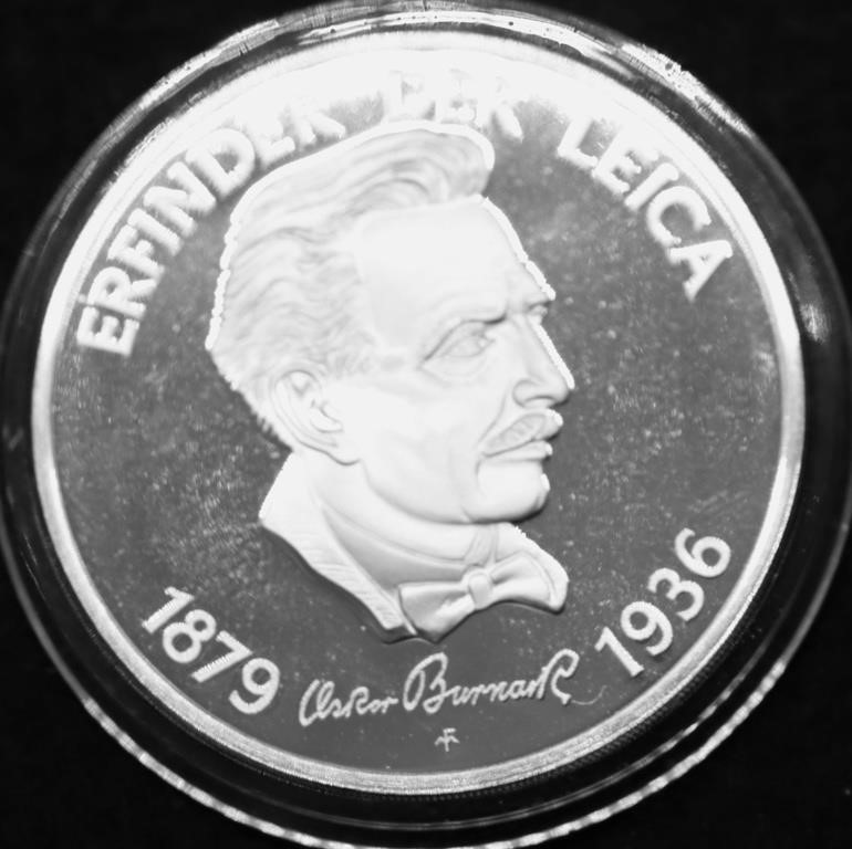31.49 GRAMS SILVER ROUND