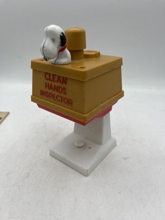 Vintage Kenner Peanuts Snoopy Soap Dispenser